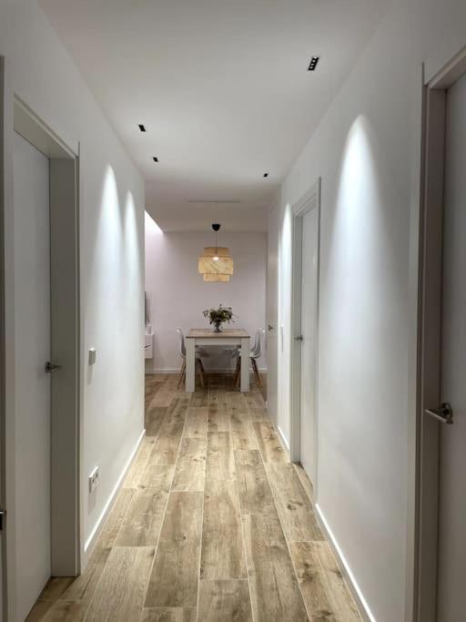 Apartamento Nuevo Centrico Frente Al Mar En パラモス エクステリア 写真