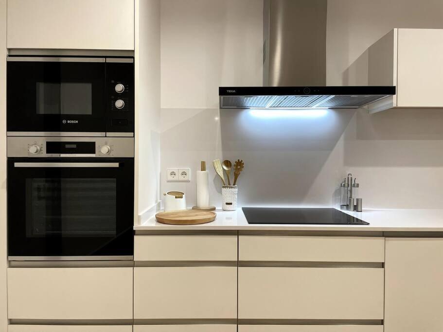 Apartamento Nuevo Centrico Frente Al Mar En パラモス エクステリア 写真